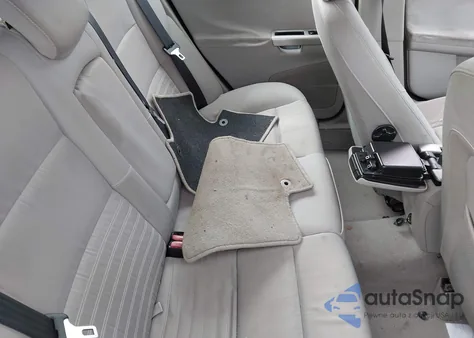 2010 Volvo V50 2.4I from USA, damaged, VIN YV1390MWXA2530154